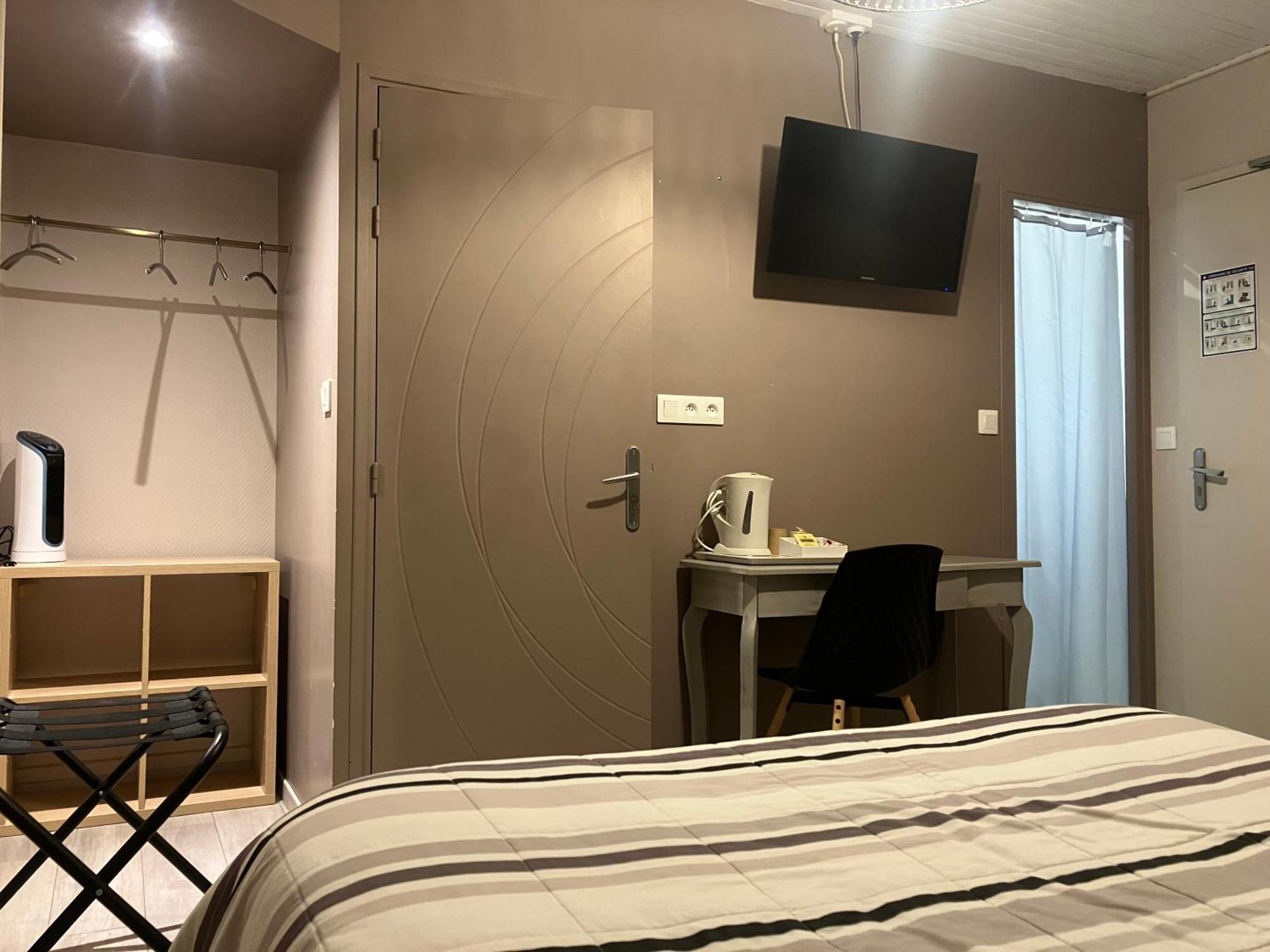 Hotel Du Nord Chambres Familiales Fontaines  Kültér fotó